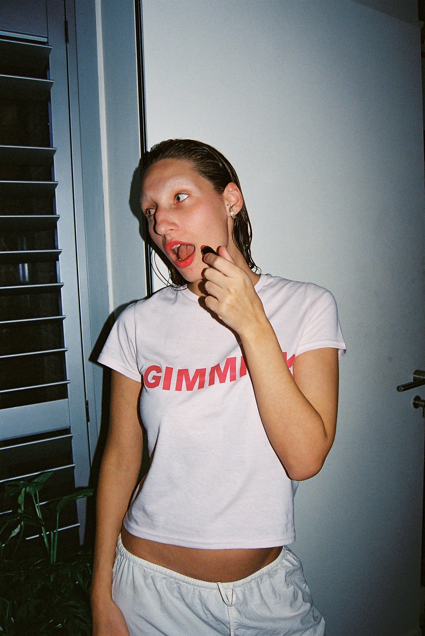 GIMMICK TEE